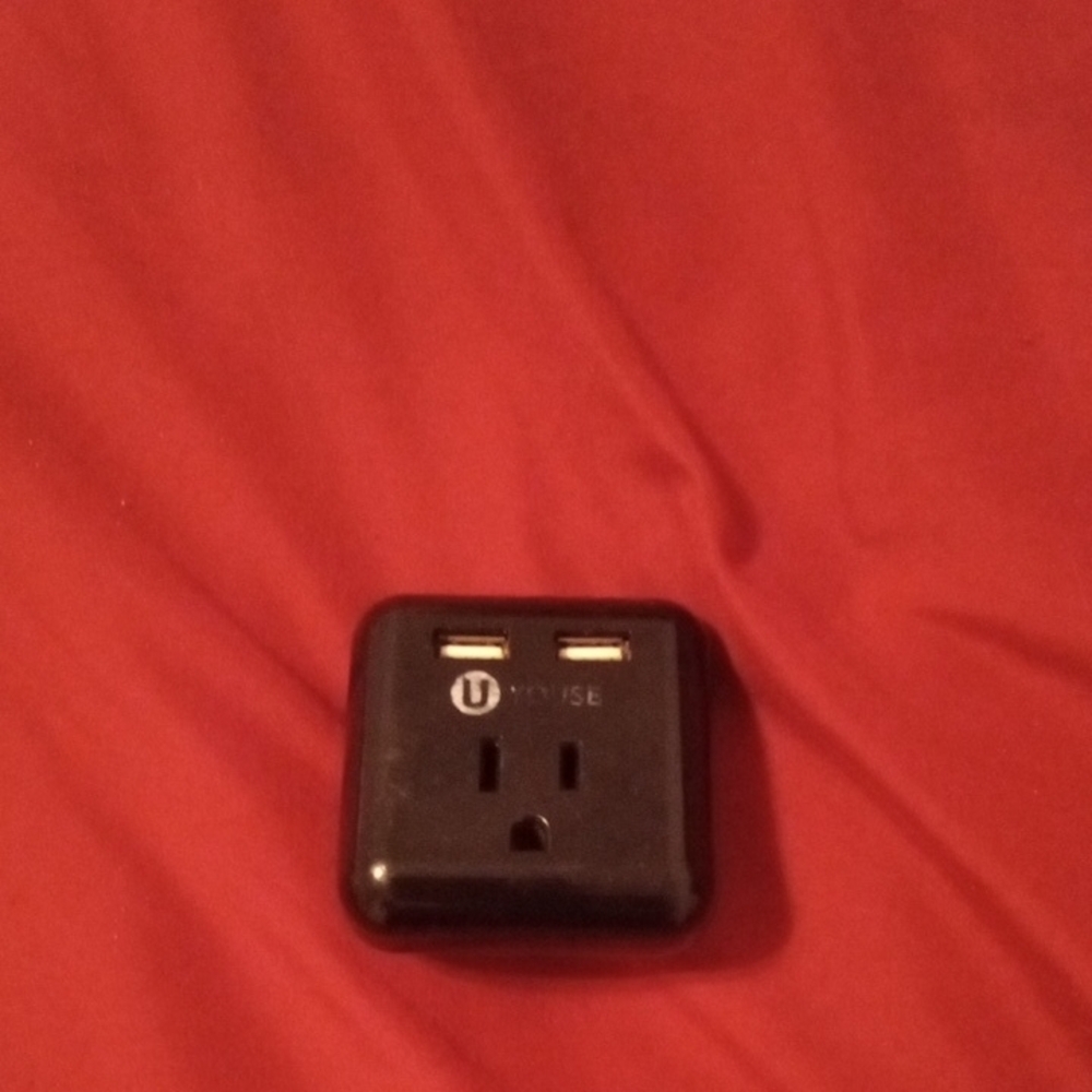 Black USB Wall Charger Adapter